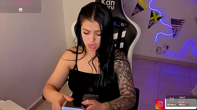 Victoryyy_ Adlı Modelin Canlı XXX Sohbeti