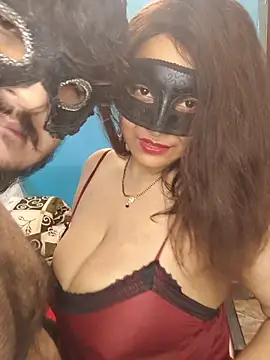 sexy42couple Adlı Modelin Web Kamerası Şovu