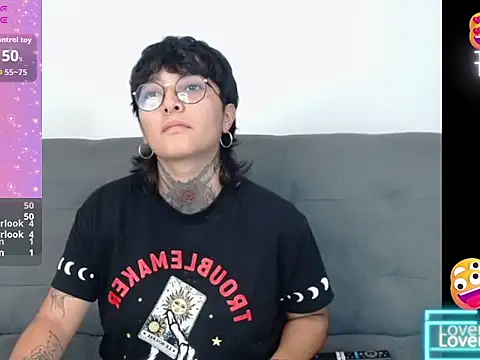 Chat XXX en directo de Ivyravens
