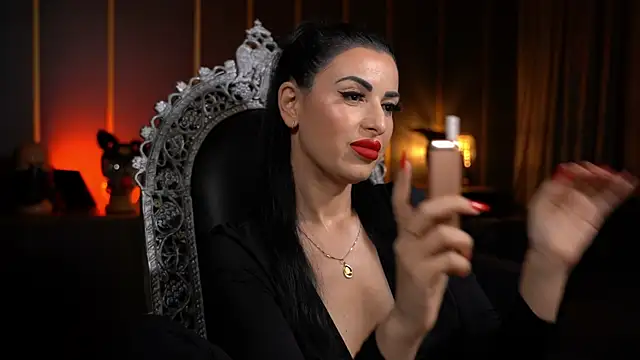 Chat +18 de kelly_kent ao vivo