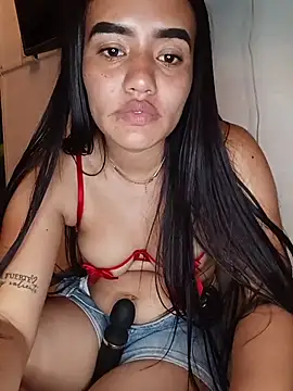 Chat +18 de AlanaMontiel ao vivo