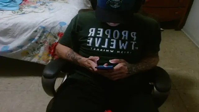 Chat XXX ao vivo de DADDY_KANE8---