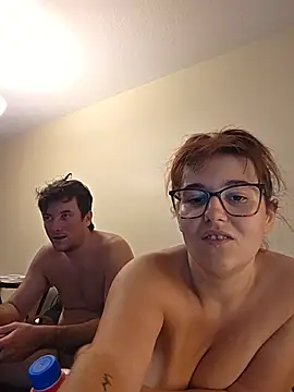 Ashloves_ élő XXX-chatje
