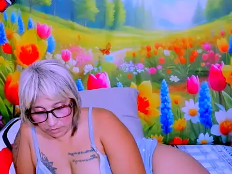 Živý XXX chat indianroxy
