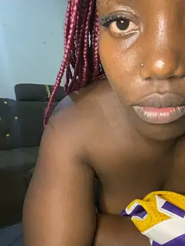 _Kemmy Adlı Modelin Canlı XXX Sohbeti