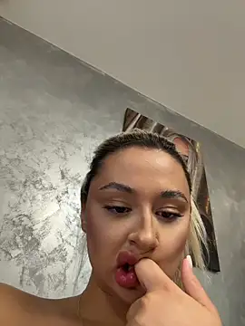 Kylie_One Live XXX-Chat
