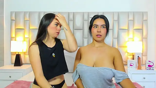 paola_katy_dicks 即時 XXX 聊天