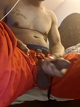 bigboytoy912's Live XXX Chat