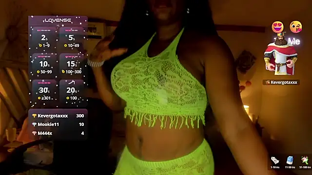 XXX chat uživo modela Miagrace