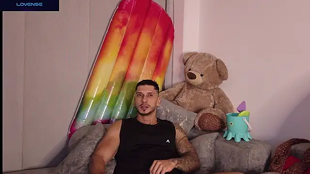 Seth_Vegaa – Naživo XXX chat