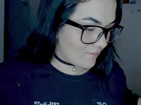 Babe-sofi Adlı Modelin Canlı XXX Sohbeti