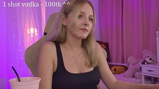 ViolaMore Adlı Modelin Canlı XXX Sohbeti