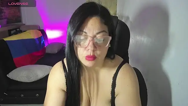 jessicarabbit_1 Adlı Modelin Canlı XXX Sohbeti