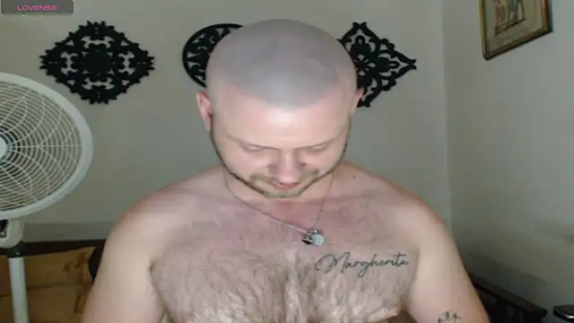 Czat XXX na żywo – TONY_WHITE_7