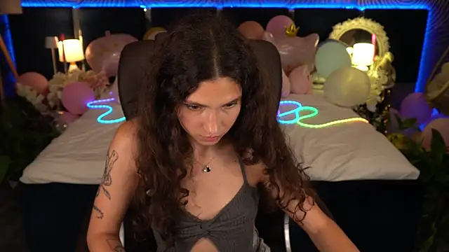 BabyFlowerr Chat XXX in diretta