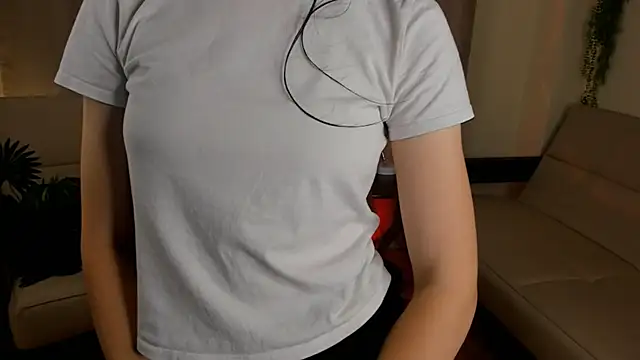 ImmortalWaifu's Live XXX Chat