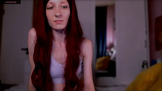 bzzz_bzzzn Live XXX chat