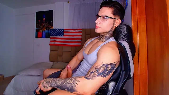 Chat +18 de DennisWalkerr ao vivo