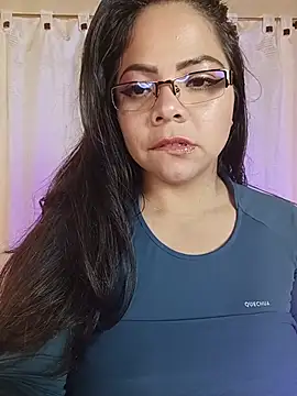 Živý XXX chat ROUSSE_SINCLAIR