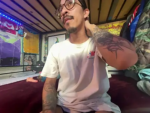แชท XXX สดของ bigdickkane300