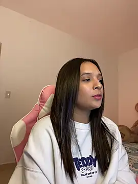 cutie_dance's Live XXX Chat