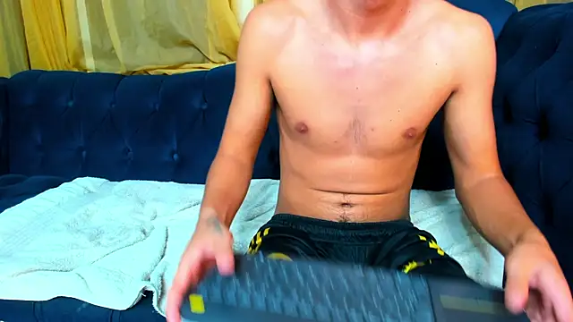 Justin_ortiz Chat XXX live