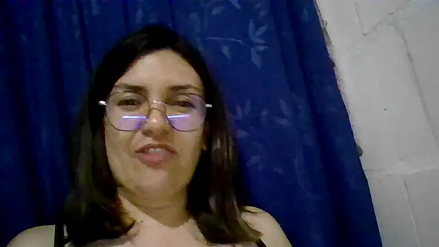 Chat +18 de princessbella93 ao vivo