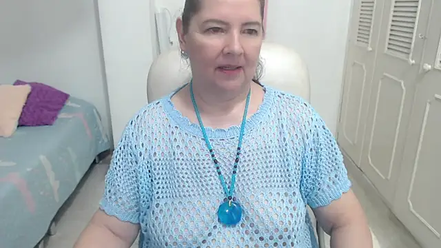 leonela_69's Live XXX Chat