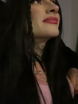 Show modela valen_lewiiz na web-kameri
