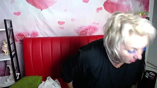 RenataDaster Chat XXX in diretta