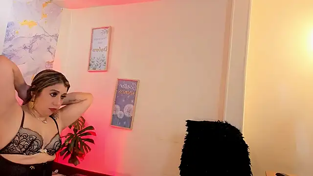 Tania_cambridge's Live XXX Chat