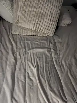 Lil-Wolfie20 Adlı Modelin Canlı XXX Sohbeti