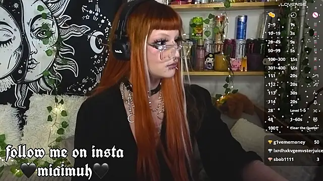 mia__yui Adlı Modelin Canlı XXX Sohbeti