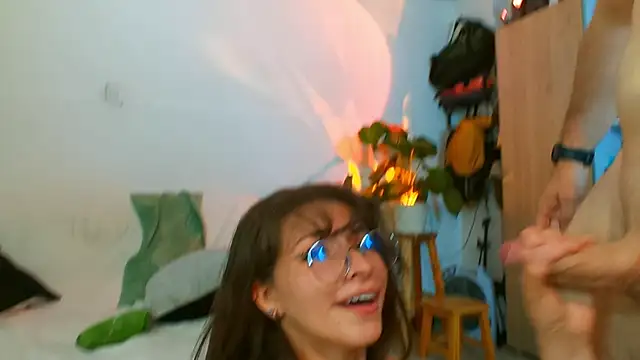 holly_and_honey69のライブXXXチャット