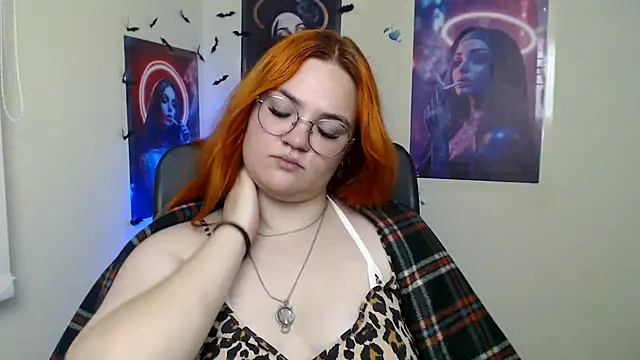 Chat +18 de RinaRiii ao vivo