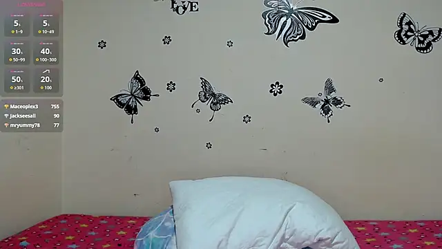 Chat +18 de liz7skinny ao vivo