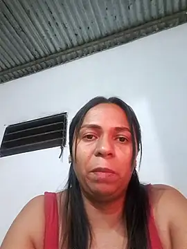 carol406 Adlı Modelin Canlı XXX Sohbeti