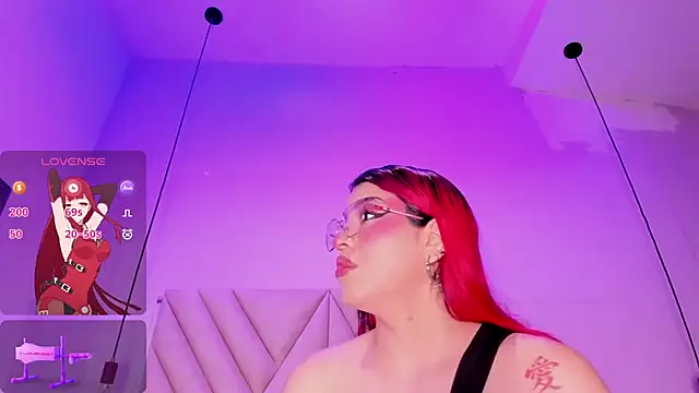 EmmaSwift_ লাইভ XXX চ্যাট