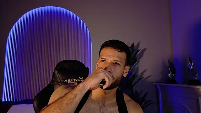 Jacob_Benelli's Live XXX Chat