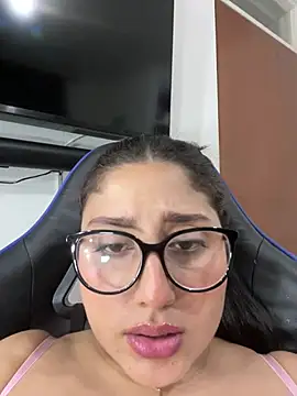 croftsmila's Live XXX Chat