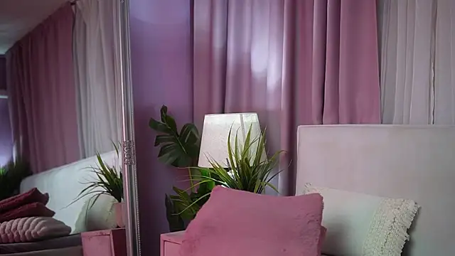 AmeliaBarbie Adlı Modelin Web Kamerası Şovu
