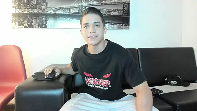 Онлайн чат XXX rocco_gym