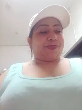XXX chat uživo modela Alyona21