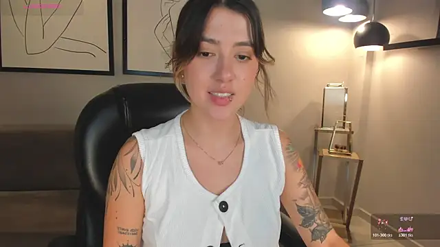 Chat +18 de EveBensonX ao vivo