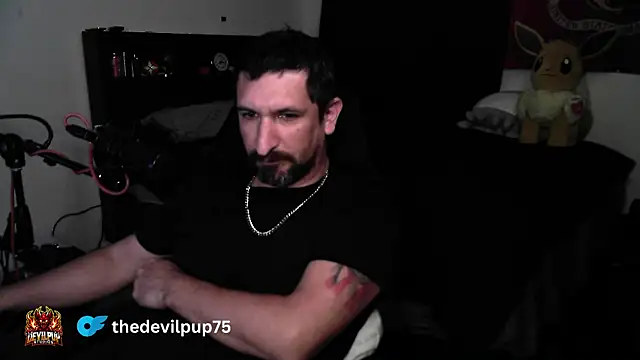 DevilPup75_ লাইভ XXX চ্যাট