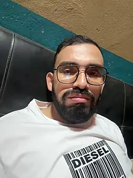 Chatroom XXX en direct de big_bearman
