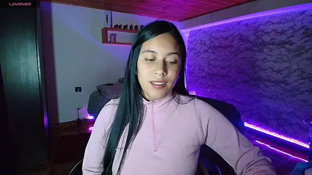 Camila_IRoose – Live XXX-chat