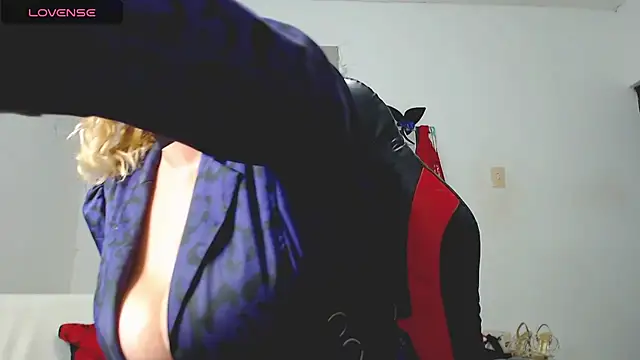 دردشة FranchescaSexy1 الجنسية المباشرة
