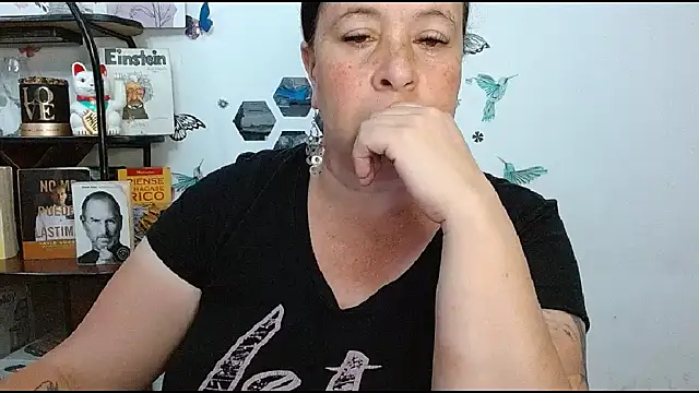 Chat +18 de LauraMallioni ao vivo
