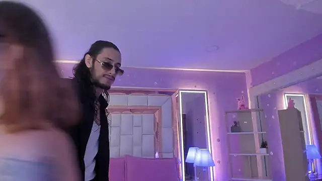 Goldentemptation_'s Live XXX Chat